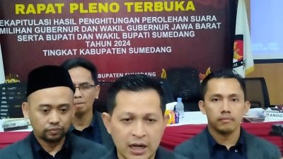 Rapat Pleno Penghitungan Suara Pilkada Serentak 2024 Selesai, KPU Sumedang Sahkan Pemilihan Bupati dan Wakil Bupati