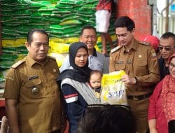 Wabup Sumedang Kunjungi Gerakan Pangan Murah di Kecamatan Tanjungsari, Pastikan Harga Bapokting Stabil