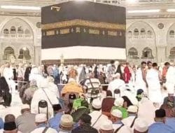 Mengisi Waktu Dengan Itikaf di Masjidil Haram, Momen Penghayatan Spiritual Jemaah Haji