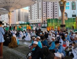 Kepulangan Jemaah Haji Asal Sumedang Kloter 17 KJT Ditunda, Prakiraan Tiba 1 Juli 2025