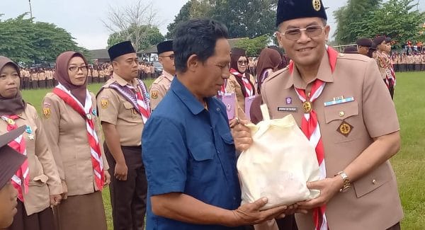 Wagub Jabar Jadi Inspektur Upacara Peringatan HUT Gerakan Pramuka ke-64 Tingkat Kwarcab di Rancakalong Sumedang