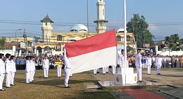 Upacara Peringatan Hari Kemerdekaan Republik Indonesia ke-80 di Kecamatan Tanjungsari Berlangsung Khidmat