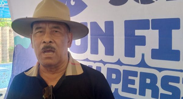 Komisaris PT. Persib Bandung Bermartabat dan Manajer H.Umuh Muchtar