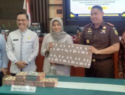 Kajari Sumedang Ungkap Pemulihan Keuangan dan Aset Daerah, Rp. 1,68 miliar dan 6 Sertifikat Tanah Sekolah