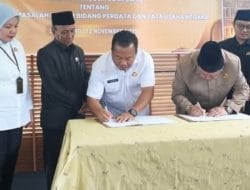 Kejari Sumedang Tanda Tangani MoU Pendampingan Hukum Bersama Bank Sumedang dan DPRD