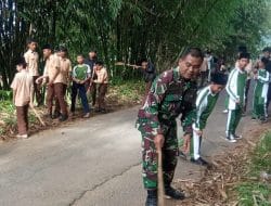 Wujudkan Indonesia ASRI, Warga Sukasari Sumedang Kompak Gelar Aksi Bersih Massal