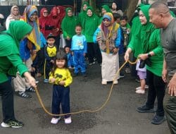 Lawan Candu Gadget, Ratusan Anak dan Ibu Persit Tanjungsari Hidupkan Kembali Permainan Tradisional