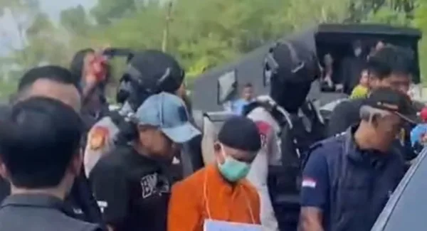 Pelaku Curas di Girimukti memperagakan 65 adegan dalam rekonstruksi Curas dan pembunuhan