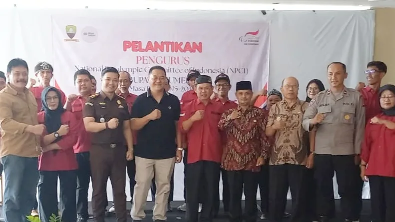Prosesi pelantikan pengurus NPCI Kabupaten Sumedang periode 2025-2030 di Sumedang.