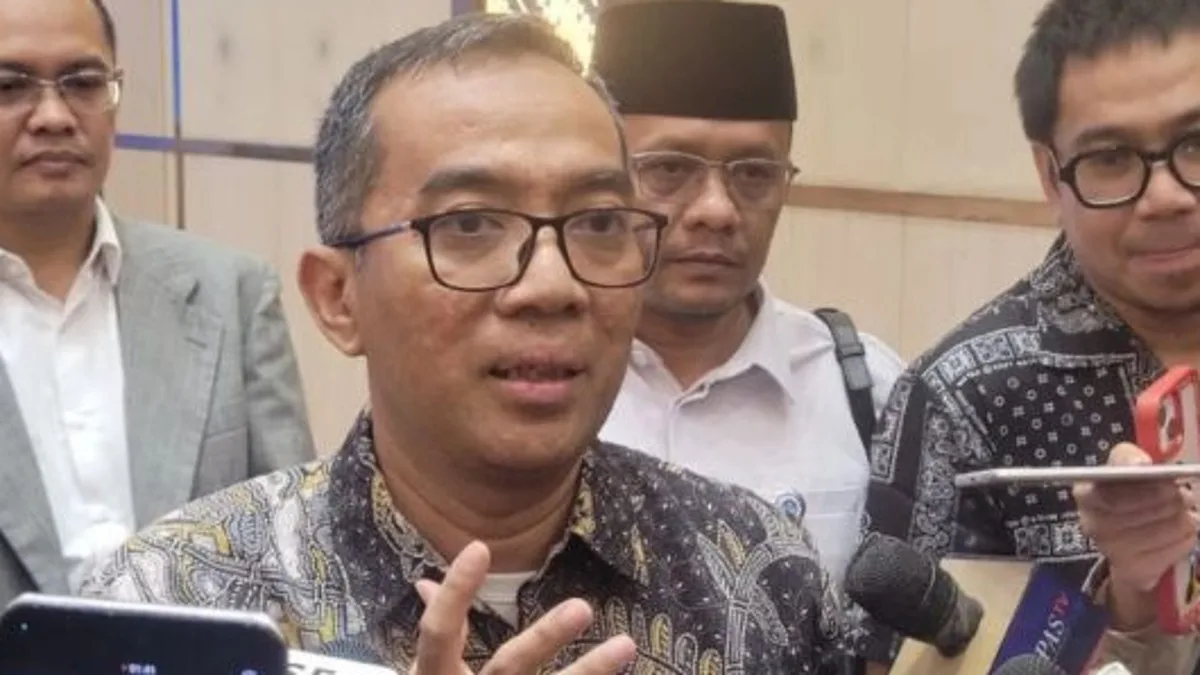 Menteri Pendidikan Tinggi, Sains, dan Teknologi (Mendikti Saintek), Brian Yuliarto