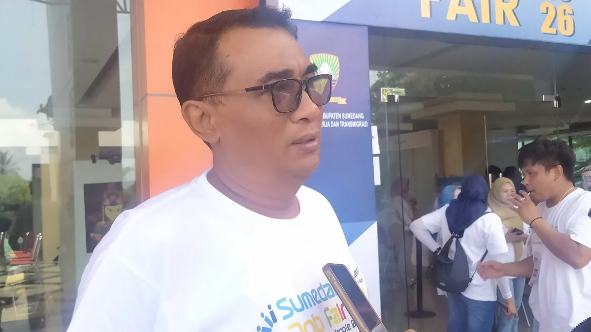 Kepala Dinas Tenaga Kerja dan Transmigrasi Kabupaten Sumedang, Taufik Hidayat