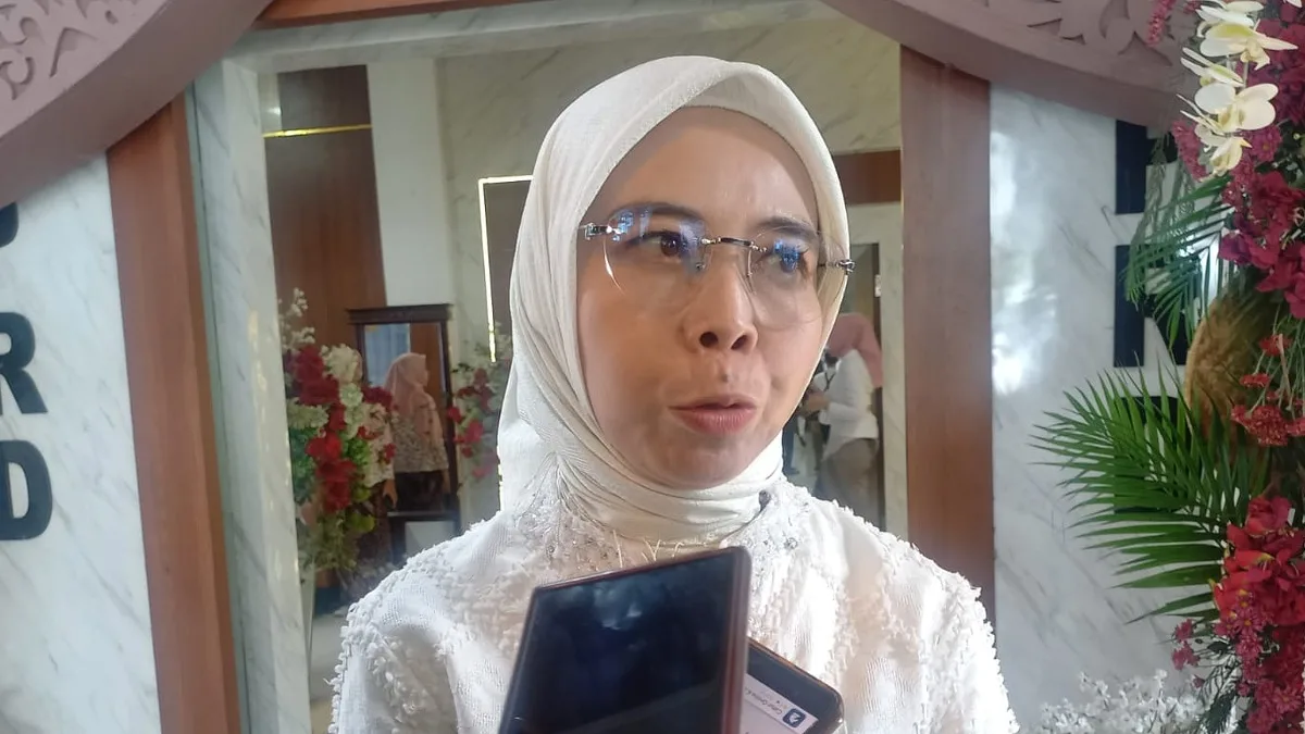 Anggota DPRD Provinsi Jawa Barat, Ineu Purwadewi Sundari pada acara Rapat Paripurna Hari Jadi Sumedang ke 448
