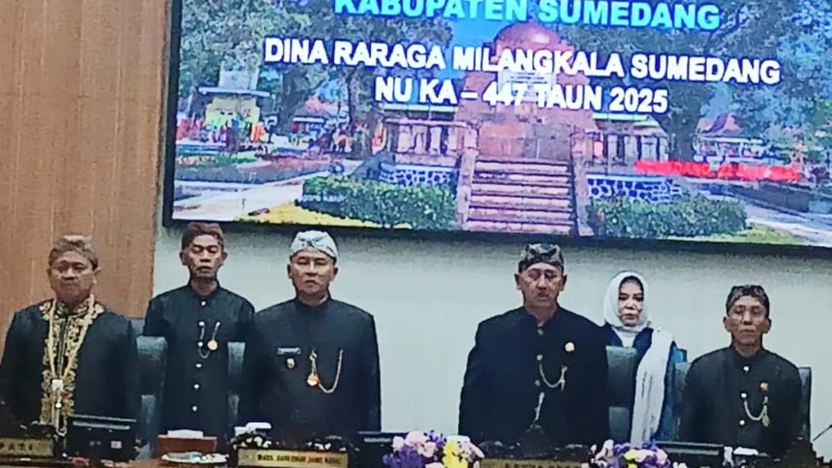 Rapat Paripurna DPRD Kabupaten Sumedang dalam rangka Hari Jadi Sumedang ke-448 pada Rabu (22/4/2026)