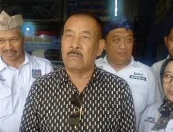 H. Umuh Muchtar Semangati Kades se-Sumedang: Lupakan Perbedaan, Fokus Bangun Daerah!
