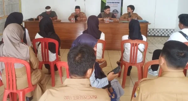 Sebanyak 9 orang calon perangkat desa Haurngombong Kecamatan Pamulihan Sumedang mengikuti proses seleksi perangkat desa pada Senin (27/4/2026)