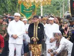 Sumedang Jadi Pusat Perhatian! Kirab Panji dan Mahkota Binokasih di Milangkala Tatar Sunda