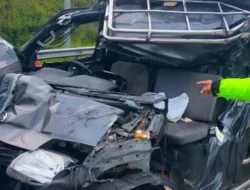 Kecelakaan Maut Tol Cisumdawu KM 176: Pick Up Tabrak Truk, 1 Tewas