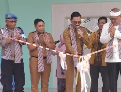 Resmikan Panggung Galuh Stansa, Kadisdik Sumedang: Sukses Bukan Kebetulan, Tapi Pembiasaan!