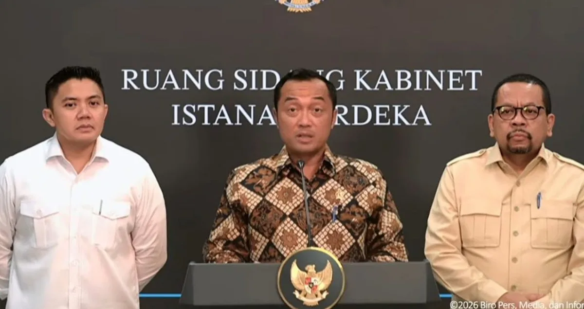 Menteri Sekretaris Negara (Mensesneg) Prasetyo Hadi saat mengumumkan perombakan pimpinan Badan Gizi Nasional di