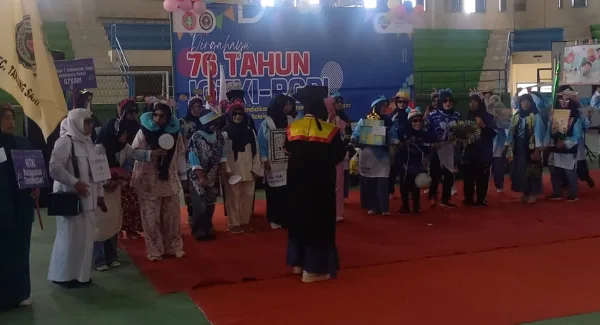 HUT ke-76 IGTKI-PGRI Sumedang berlangsung di Gedung Olahraga Tadjimalela Sumedang 