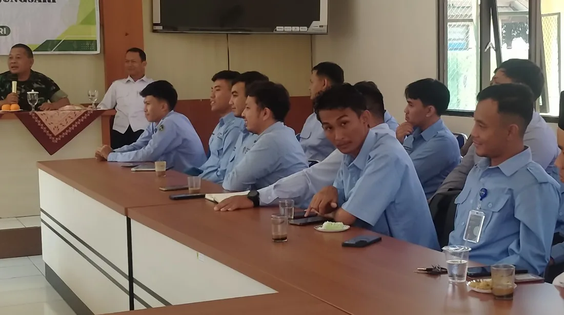 Rapat Kerja Forkopimcam Tanjungsari kali ini menghadirkan SPPI se-Kecamatan dan mitra dapur MBG 