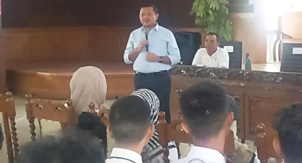 Bupati Sumedang Dony Ahmad Munir membuka pelatihan bahasa Jepang untuk pemuda Sumedang 2026