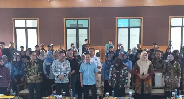 Rapat Fasilitasi dan Sosialisasi Program Pembangunan 3 juta rumah di Aula Tampomas, PPS pada Kamis (11/6/2026)