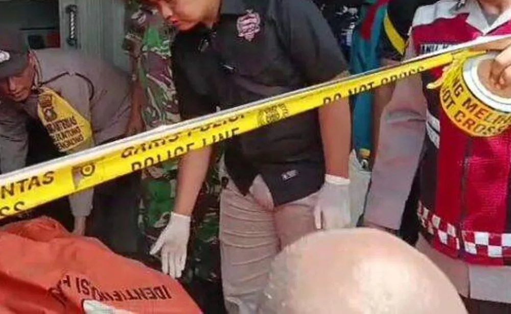 Evakuasi karyawan PT Kahatex gantung diri di Jatinangor Sumedang