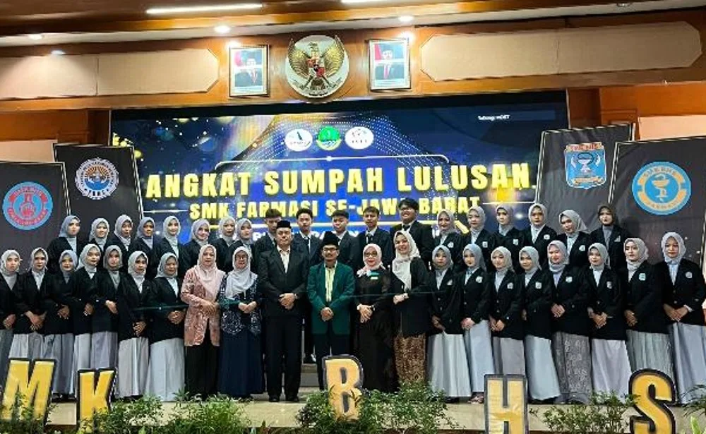 Farmasi dan Appreciation Day SMK Bina Harapan Sumedang