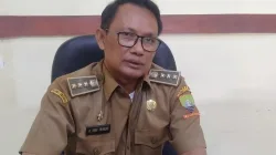 Camat Tanjungsari, Agus Beni Triyadie memaparkan kesiapan menghimpun pelaksanaan Pilkades Serentak di Sumedang 2026