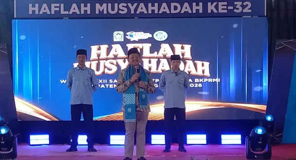 Bupati Dony Ahmad Munir menghadiri Haflah Musyahadah BKPRMI Sumedang di GOR Tadjimalela