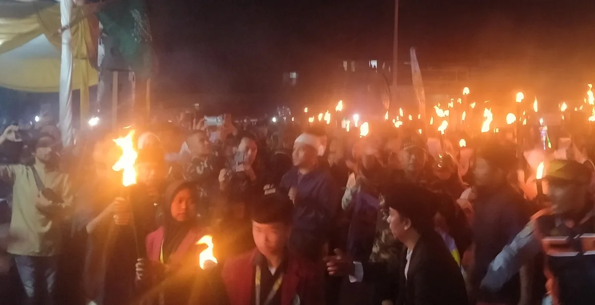 Antusiasme masyarakat Tanjungsari dalam memperingati Tahun Baru Islam 1448 Hijrah yang dihadiri Wakil Bupati Sumedang dan Anggota DPR RI Fraksi PKB