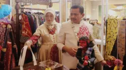 Bupati Sumedang, Dony Ahmad Munir bersama istrinya di Sunda Karsa Fest Karya Kreatif Jawa Barat (KKJB)