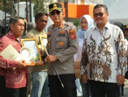 Dukung Ketahanan Pangan Nasional, Polres Sumedang Serahkan Hadiah Lomba Membasmi Hama Tikus