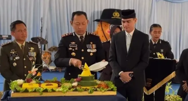 Wakil Bupati Sumedang, M.Fajar Aldila menghadiri peringatan Hari Ulang Tahun Bhayangkara ke-80 Polres Sumedang