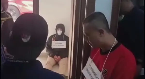 Rekonstruksi kasus Tersangka Penyekapan dan Penganiayaan Taufik Hidayat
