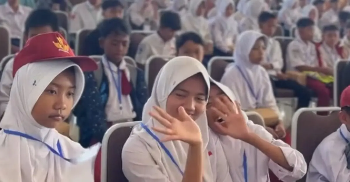 Sebanyak 501 Siswa Sekolah Rakyat Terintegrasi Kampus Ujungjaya Sumedang mengikuti MPLS yang dibuka oleh Bupati Sumedang