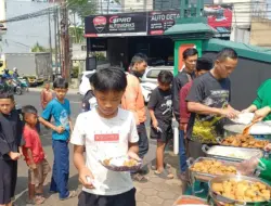 Jumat Berkah di Koramil Tanjungsari: Saat TNI dan Tukang Ojek Makan Siang Sehidangan Tanpa Sekat