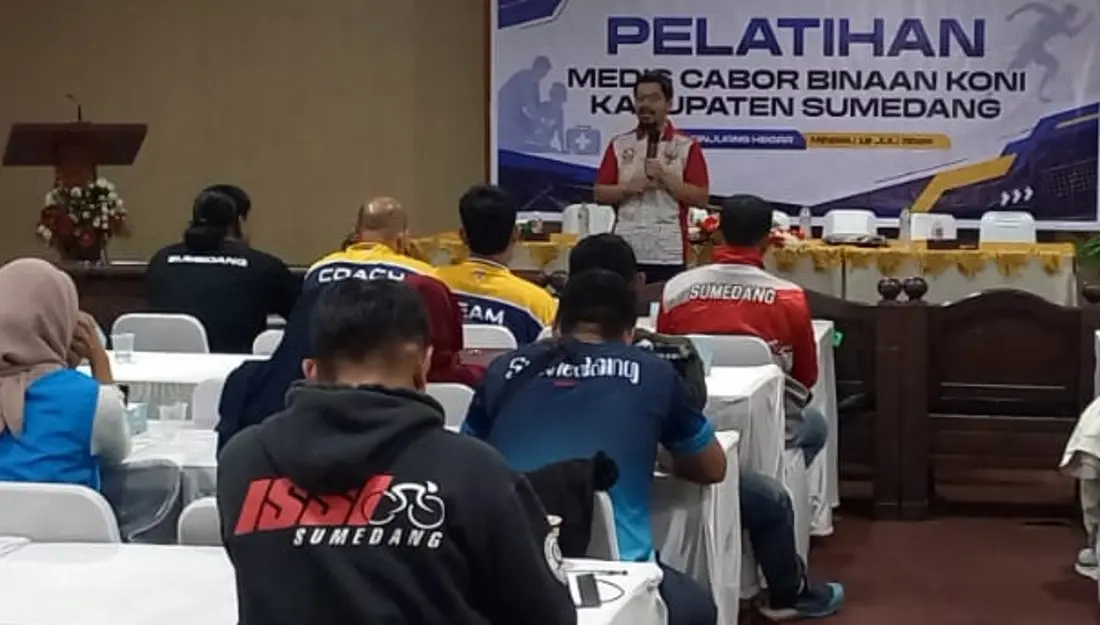 Sebanyak 88 peserta dari 44 cabor ikuti pelatihan sport medicine KONI Sumedang guna memproteksi atlet dan kejar target emas di Porprov Jabar 2026.