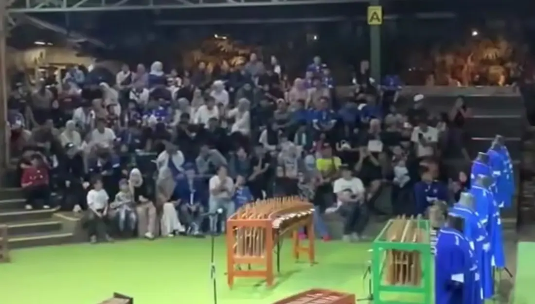 Persib Bandung perkenalkan rekrutan baru untuk Liga 1 musim 2026/2027 di Saung Udjo Bandung pada Minggu (19/7/2026)