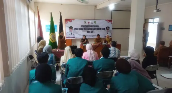 Mahasiswa Fisip UNSAP Sumedang mengikuti Sosialisasi Ideologi Pancasila Tahun 2026 dari Kesbangpol Sumedang